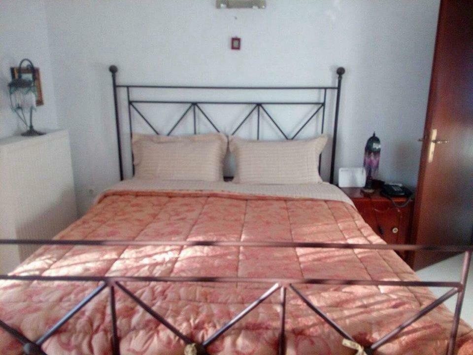 Pensjonat Spiti Me Thea Filiatra Zewnętrze zdjęcie